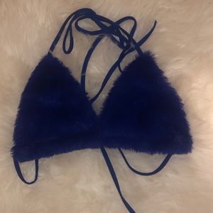 Blue fur triangle top